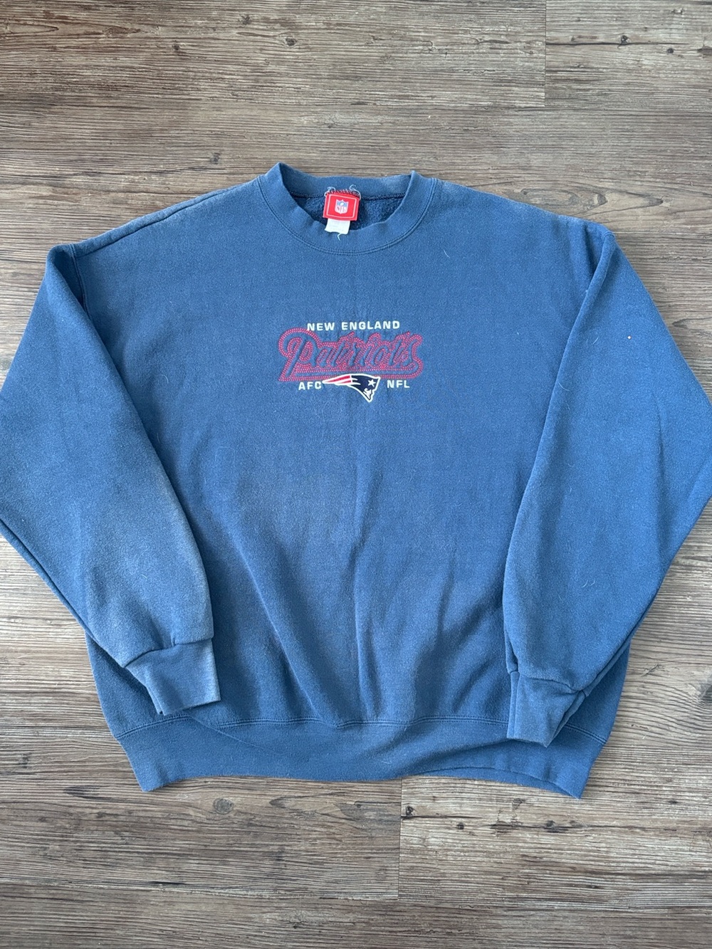 VINTAGE NFL NEW ENGLAND PATRIOTS BLUE EMBROIDERED CREWNECK MENS XL